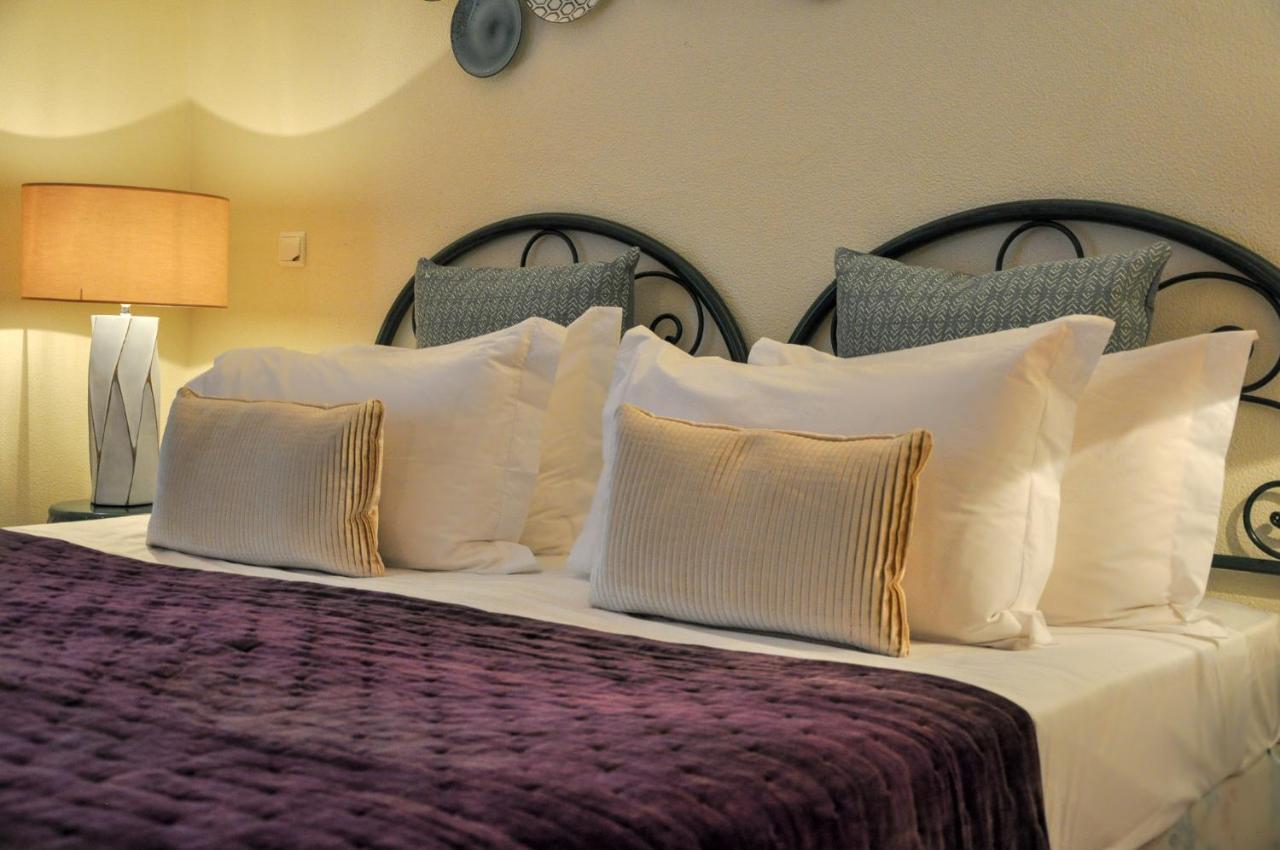 Casa Silwa - Chic 2Br Townhouse Duplex, 5Min To Beach & Pool Ferragudo  Kültér fotó