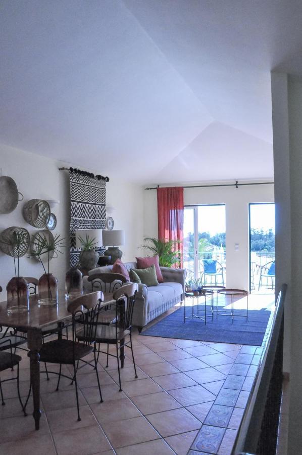 Casa Silwa - Chic 2Br Townhouse Duplex, 5Min To Beach & Pool Ferragudo  Kültér fotó
